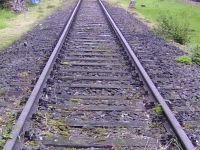 Blickrichtung Waldkappel beim Bahnübergang bei km 58,020 (Foto: Lothar Brill)