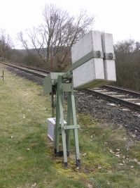 Schrankenspannwerk an der Kanonenbahn im Wehretal zwischen Bischhausen und Waldkappel (Foto: N. N.)