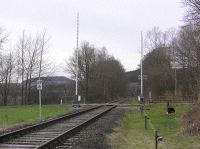 Schranke im Fohntal an der Kanonenbahn im Wehretal zwischen Waldkappel und Bischhausen (Foto: N. N.)