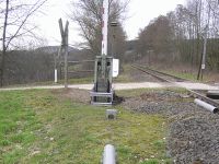 Drahtzugleitung zum Schrankenantrieb an Kanonenbahn im Wehretal zwischen Bischhausen und Waldkappel im Fohntal (Foto: N. N.)