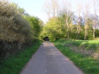 Südseite der Unterführung am Dasbach an der Kanonenbahn im Wehretal zwischen Bischhausen und Waldkappel (Foto: N. N.)