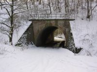 Nordseite der Unterführung am Sinnebach an der Kanonenbahn im Wehretal zwischen Bischhausen und Waldkappel (Foto: N. N.)